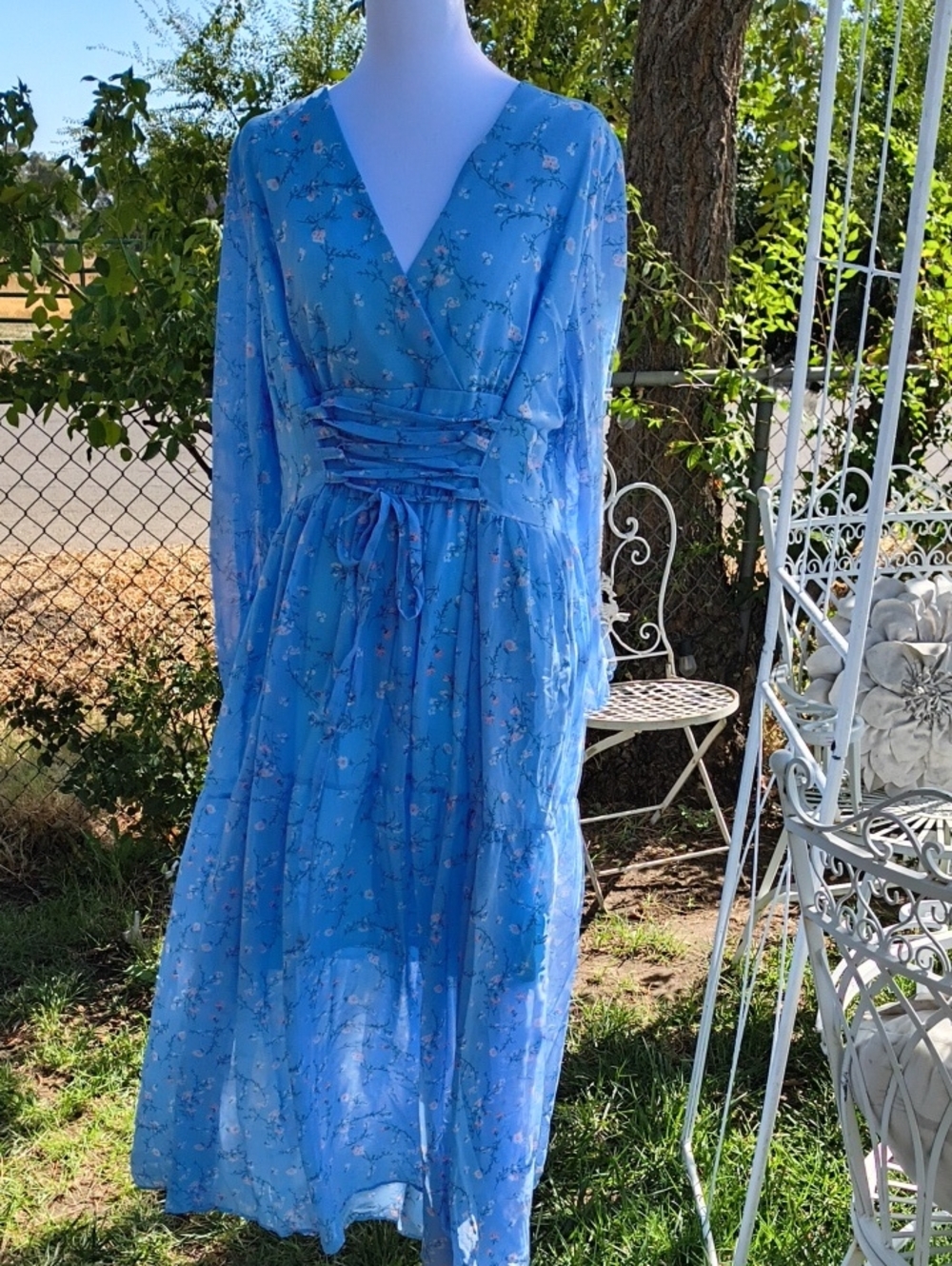 Blue Floral V-Neck Long Sleeve Dress